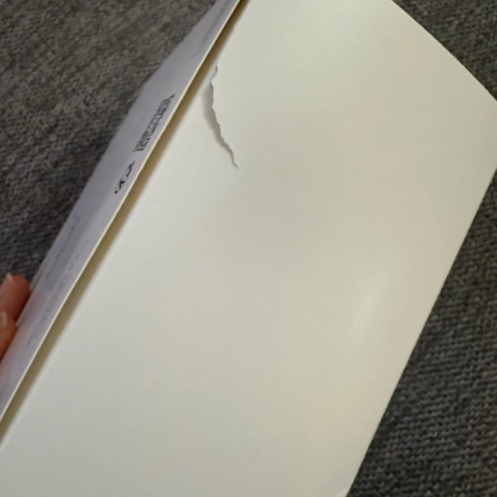 Dior Silver Round Pouch Vanity New Authentic - Picture 17 of 17